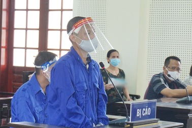 Dược sỹ sản xuất hơn 9.400 lọ thuốc giả theo đơn đặt hàng