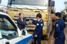 Nhà báo bị đe dọa "mạng mày chỉ 50 triệu" vì viết bài chống tiêu cực