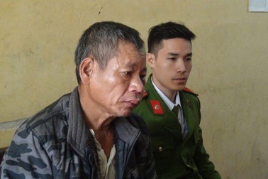 Mời bạn hút thuốc lào lúc nửa đêm, nam thanh niên bị đâm tử vong