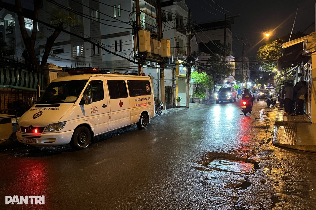 Cô gái 19 tuổi nghi bị sát hại trong phòng trọ ở TPHCM - 1 Cô gái 19 tuổi nghi bị sát hại trong phòng trọ ở TPHCM - 1