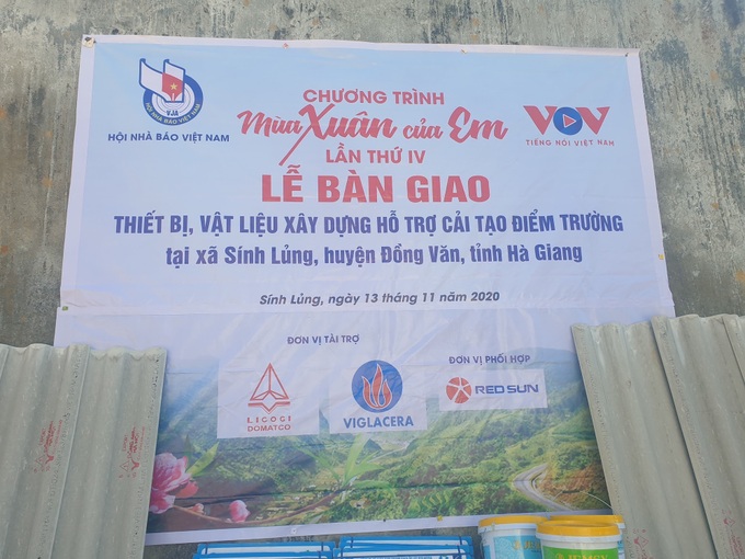 Chương trình “Mùa xuân của em&quot; lần thứ IV Chắp cánh ước mơ cho học sinh nghèo vùng cao

 - Ảnh 1.