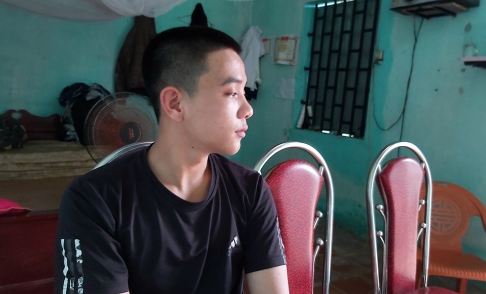 Cậu học trò lớp 12 tự chăn nuôi kiếm tiền đi học - 3 Cậu học trò lớp 12 tự chăn nuôi kiếm tiền đi học - 3