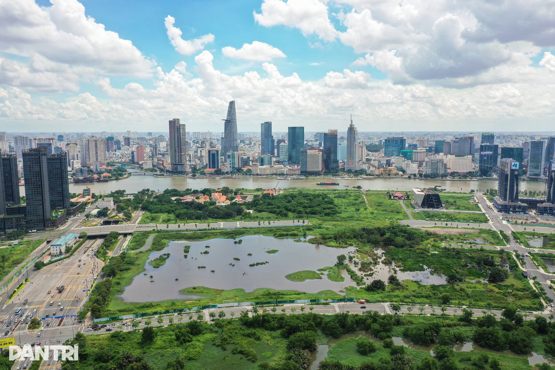 Nơi đầu tiên ở TPHCM có giá căn hộ 200 triệu đồng/m2 giờ ra sao? - 12 Nơi đầu tiên ở TPHCM có giá căn hộ 200 triệu đồng/m2 giờ ra sao? - 12
