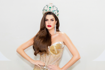 Hoa hậu đẹp nhất thế giới năm 2022 quyến rũ với đầm của nhà thiết kế Việt