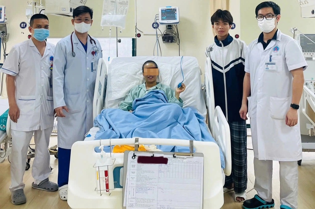 Người phụ nữ da vàng như nghệ, suýt chết vì căn bệnh thường gặp - 2 Người phụ nữ da vàng như nghệ, suýt chết vì căn bệnh thường gặp - 2