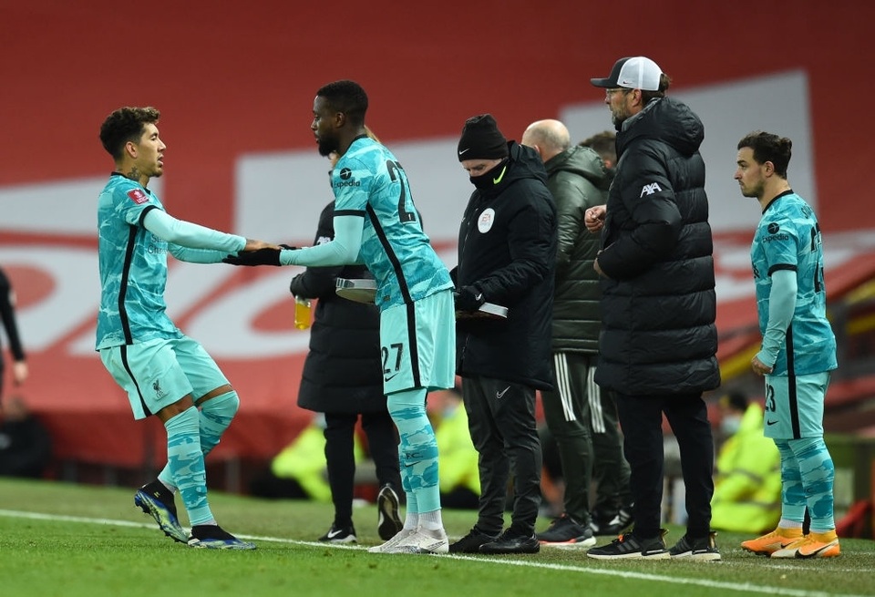 Những khoảnh khắc Man Utd vượt qua Liverpool ở Old Trafford - 20