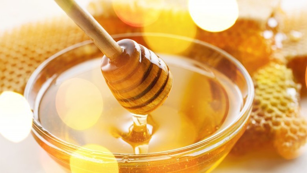 7 công dụng của mật ong với sức khỏe mà nhiều người chưa biết - 1 7 công dụng của mật ong với sức khỏe mà nhiều người chưa biết - 1