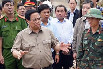 Triển khai "chiến dịch Quang Trung" thần tốc xây nhà giúp người dân vùng lũ