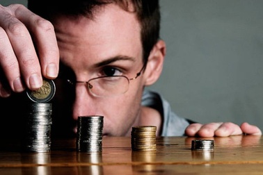 Tức khí vì bị vợ chê: "Có cho đi gái chắc anh cũng tiếc tiền không đi"