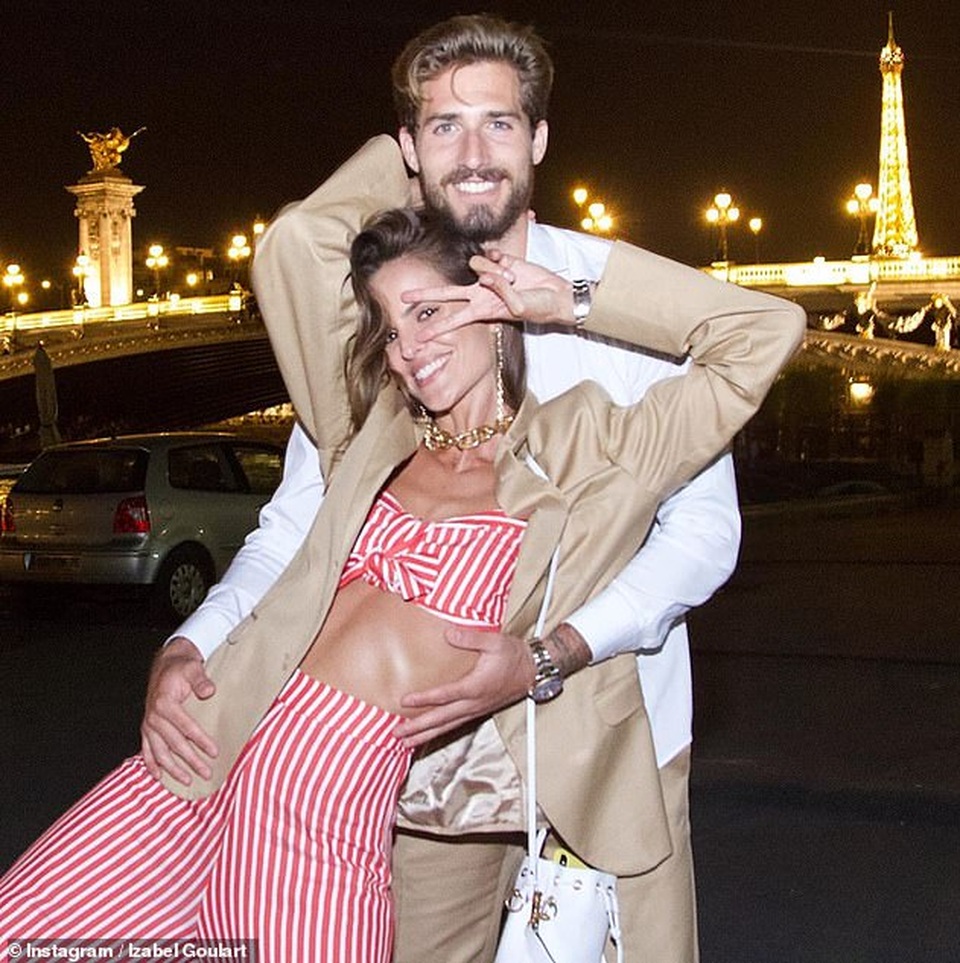 Izabel Goulart tận hưởng kỳ nghỉ trong mơ tại St. Barts - 8 Izabel Goulart tận hưởng kỳ nghỉ trong mơ tại St. Barts - 8