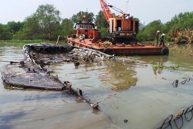 TPHCM: Tàu cánh ngầm được phép hoạt động trở lại