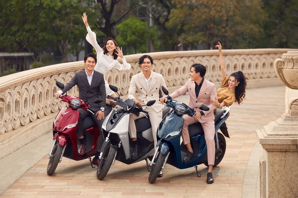 Xe máy điện VinFast Feliz chinh phục giới trẻ Việt - 7 Xe máy điện VinFast Feliz chinh phục giới trẻ Việt - 7