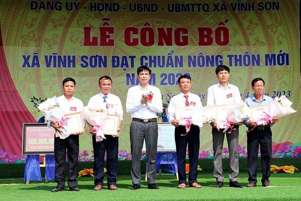 Xóa bỏ tư tưởng trông chờ ỷ lại để xây dựng nông thôn mới ở miền núi - 3 Xóa bỏ tư tưởng trông chờ ỷ lại để xây dựng nông thôn mới ở miền núi - 3
