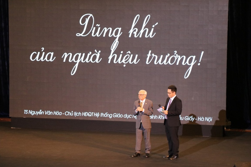 Giáo sư Hàn Quốc: Nền giáo dục giận dữ “giết chết” sức sáng tạo của học sinh - 3 Giáo sư Hàn Quốc: Nền giáo dục giận dữ “giết chết” sức sáng tạo của học sinh - 3