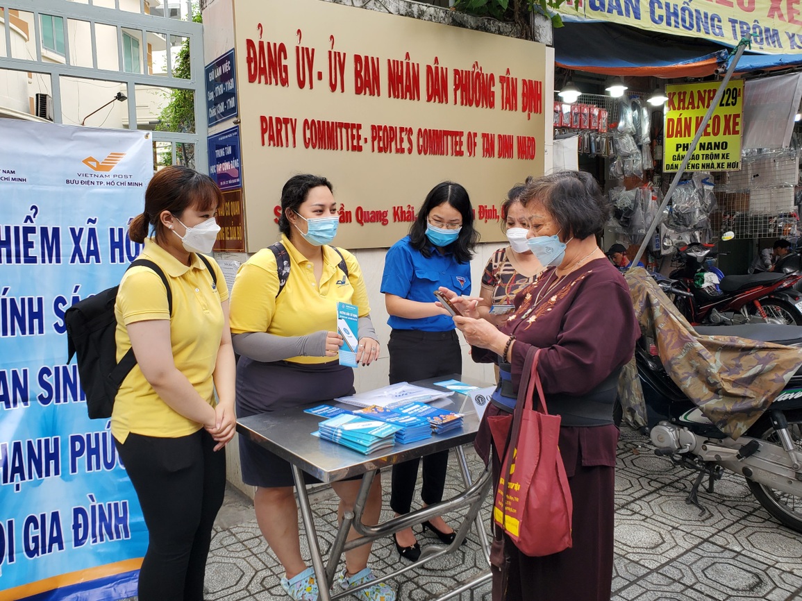 2,7 triệu người lĩnh 14.000 tỷ lương hưu/tháng, bình quân 5,4 triệu đồng - 1 2,7 triệu người lĩnh 14.000 tỷ lương hưu/tháng, bình quân 5,4 triệu đồng - 1