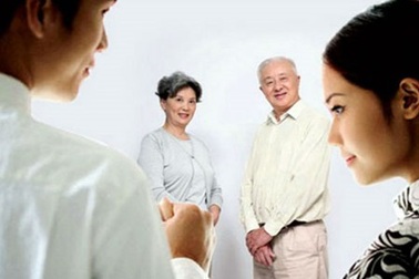 Quyết ly hôn vì không sống chung được cùng bố mẹ vợ