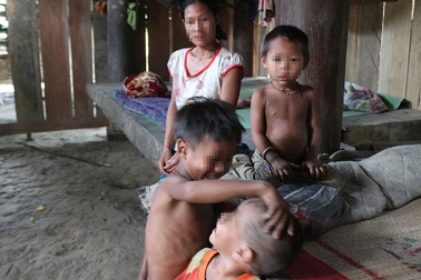 Khó giải quyết “bài toán” tảo hôn và hôn nhân cận huyết