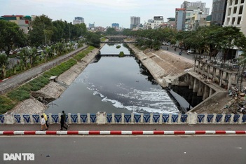 Hà Nội có kịp "hồi sinh" sông Tô Lịch trước 2/9?