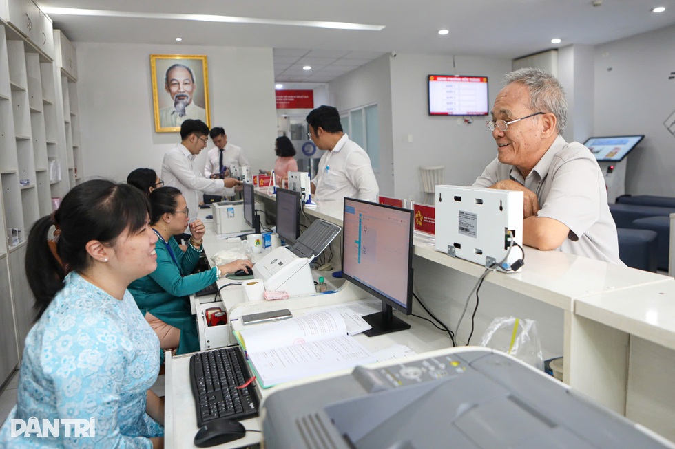 Người dân TPHCM xúc động khi gọi tên phường Sài Gòn, Gia Định, Chợ Lớn... - 7 Người dân TPHCM xúc động khi gọi tên phường Sài Gòn, Gia Định, Chợ Lớn... - 7