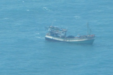 Chủ tàu cá đi tìm thân nhân của 3 ngư phủ mất tích