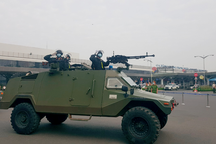 Công an TPHCM tổ chức cảnh sát vũ trang bảo vệ sân bay Tân Sơn Nhất