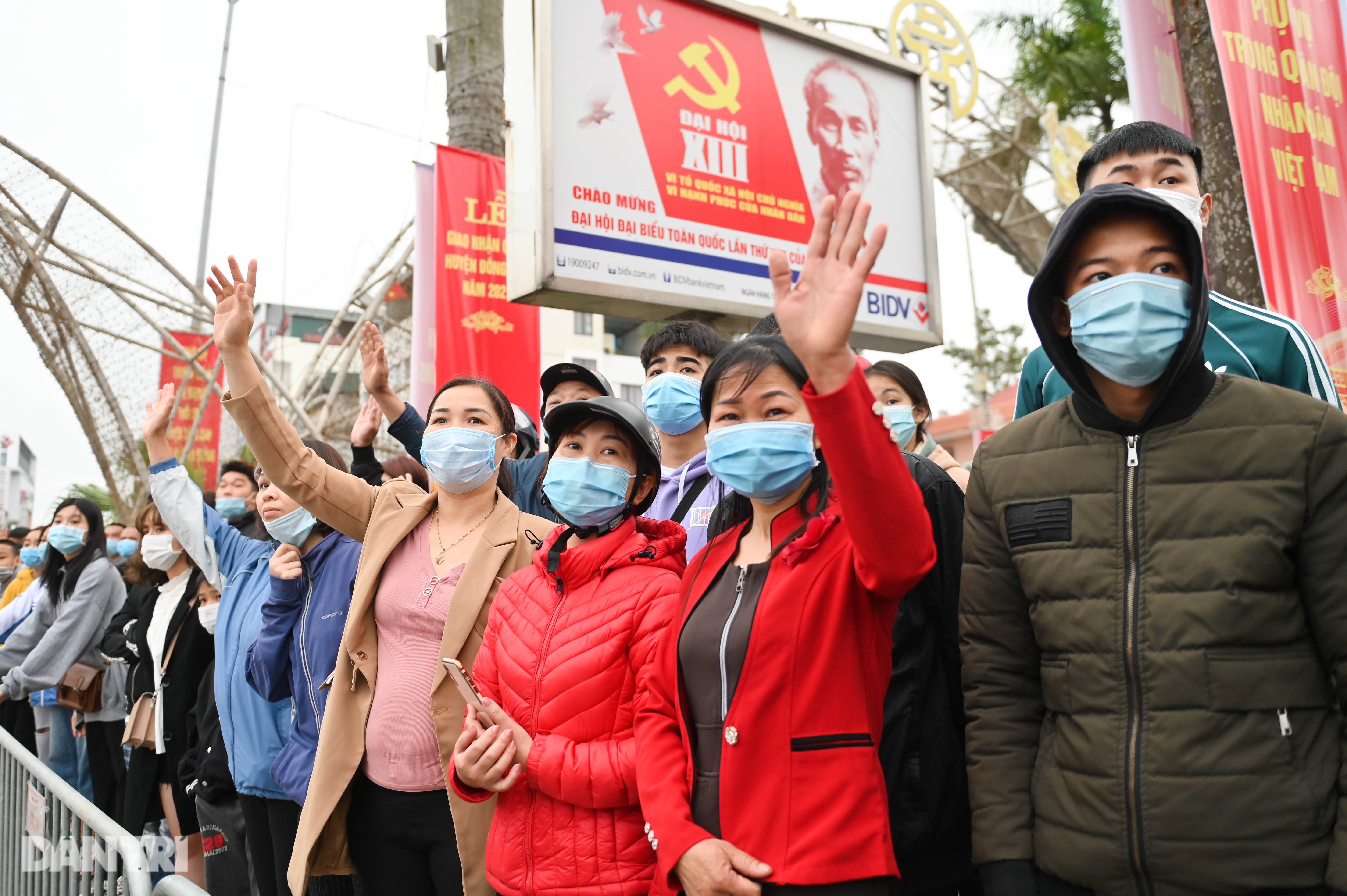 Xúc động khoảnh khắc tân binh thủ đô lên đường nhập ngũ - 19