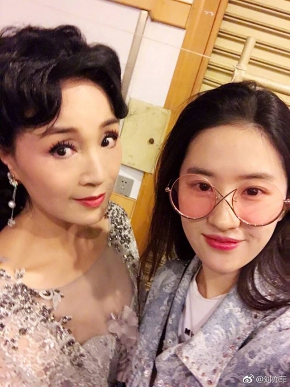 Mê đắm nhan sắc đỉnh của chóp của Lưu Diệc Phi ở tuổi 16 - 8 Mê đắm nhan sắc đỉnh của chóp của Lưu Diệc Phi ở tuổi 16 - 8