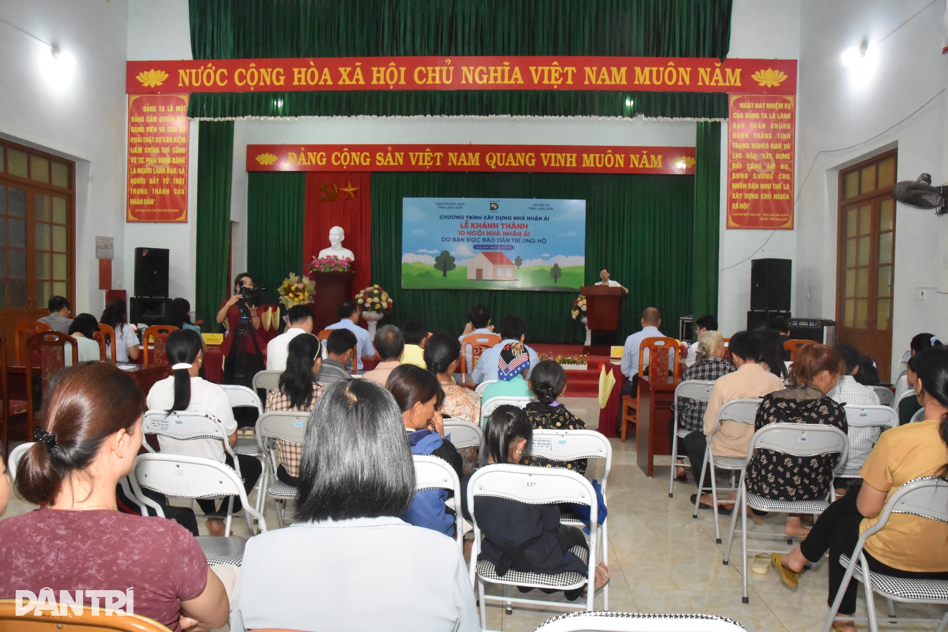 Khánh thành 10 ngôi nhà Nhân ái, gieo hy vọng ở vùng núi Lạng Sơn - 3 Khánh thành 10 ngôi nhà Nhân ái, gieo hy vọng ở vùng núi Lạng Sơn - 3