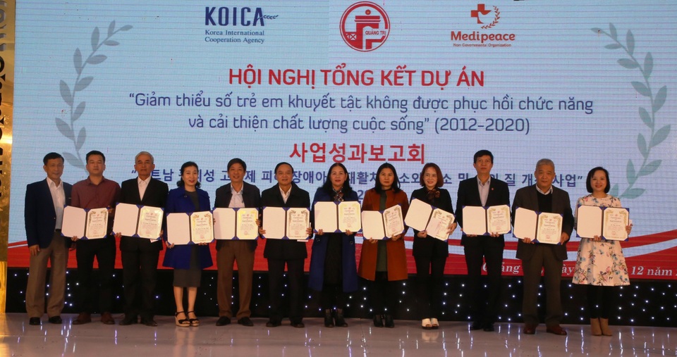 Hơn 1.100 trẻ em khuyết tật vùng nông thôn được điều trị phục hồi chức năng - 8 Hơn 1.100 trẻ em khuyết tật vùng nông thôn được điều trị phục hồi chức năng - 8