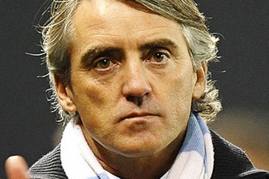 Hòa cay đắng, Mancini từ chối bắt tay đồng nghiệp