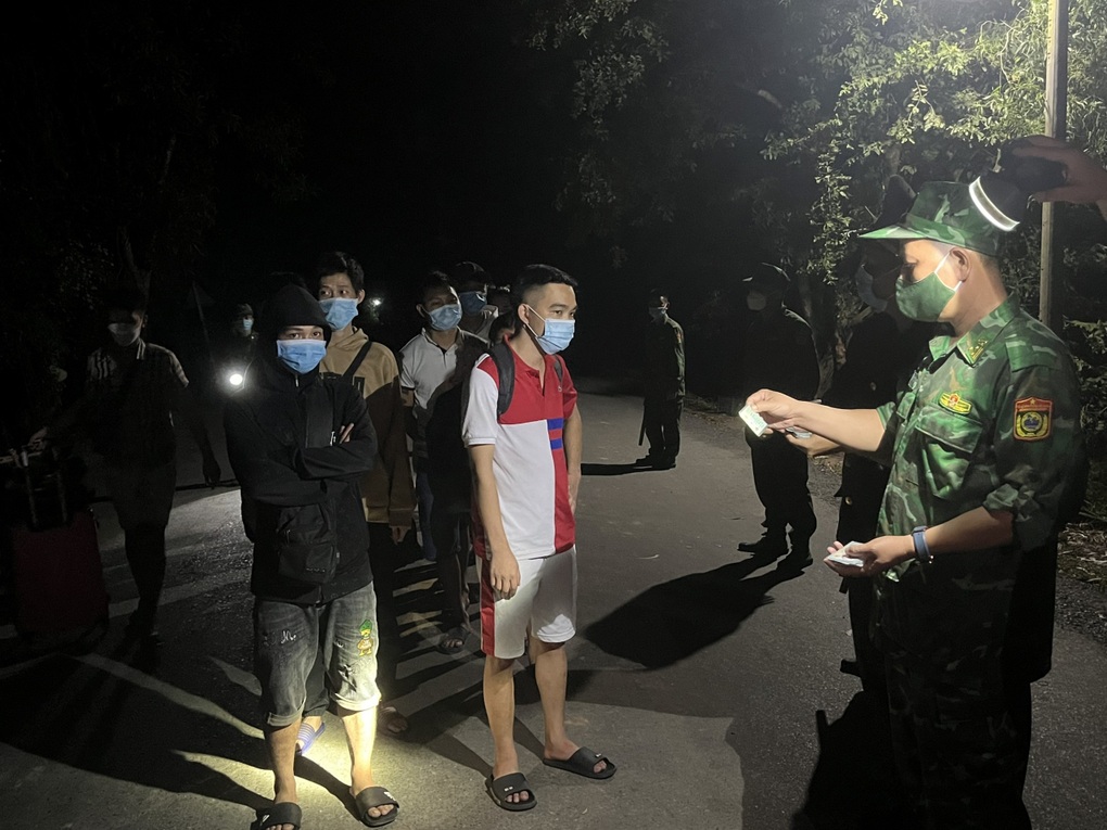 Chiêu bài khiến lao động Việt tự nguyện qua Campuchia làm việc - 2 Chiêu bài khiến lao động Việt tự nguyện qua Campuchia làm việc - 2