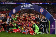 Lễ đăng quang căng tràn hạnh phúc của Bayern Munich