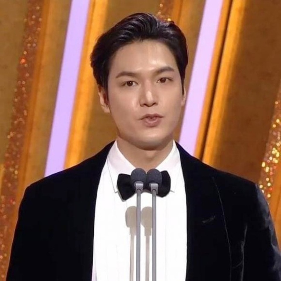 Mỹ nam xứ Hàn Lee Min Ho lại tăng cân - 4 Mỹ nam xứ Hàn Lee Min Ho lại tăng cân - 4