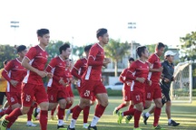 Đội tuyển Việt Nam tập sân đẹp, hào hứng chờ đấu Philippines