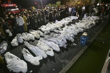 Cháy hộp đêm ở Bangkok, gần 300 người chết và bị thương