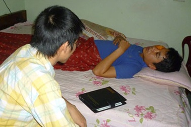 Vụ "hỗn chiến": Đêm kinh hoàng qua lời kể của lái xe taxi 