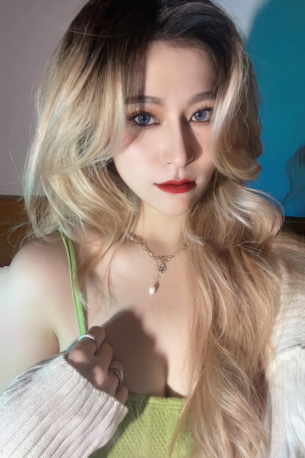 Tình yêu khác trình độ, chênh đẳng cấp liệu có bền chặt? - 3 Tình yêu khác trình độ, chênh đẳng cấp liệu có bền chặt? - 3