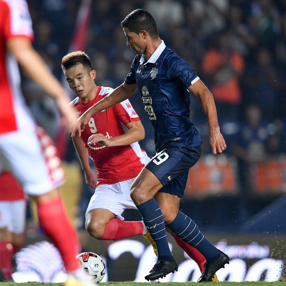 Công Phượng và đồng đội bất lực trong ngày CLB TPHCM thua Buriram United - 5 Công Phượng và đồng đội bất lực trong ngày CLB TPHCM thua Buriram United - 5