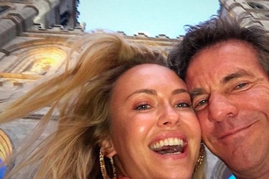 Sao phim “Bẫy phụ huynh” hạnh phúc bên người tình kém 32 tuổi