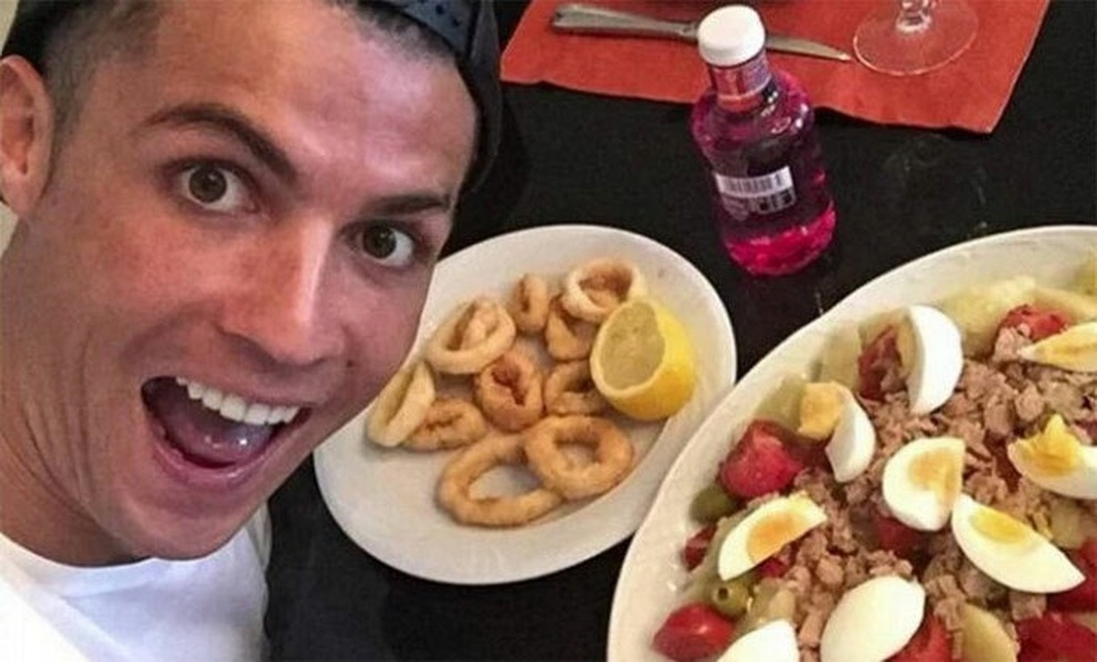 Đồng đội khóc thét với chế độ ăn của C.Ronaldo ở Man Utd - 1 Đồng đội khóc thét với chế độ ăn của C.Ronaldo ở Man Utd - 1