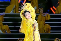 "Hoa hậu cải lương" Như Huỳnh được trao tặng danh hiệu NSƯT