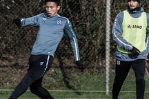 Nỗ lực tập luyện, Văn Hậu quyết giành vị trí chính thức