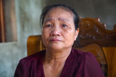 Con bị người quen bế đi khám bệnh rồi mất tích, mẹ 35 năm đớn đau tìm kiếm