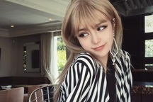 Nhan sắc nóng bỏng và gia thế “khủng” của bạn gái cũ La Chí Tường