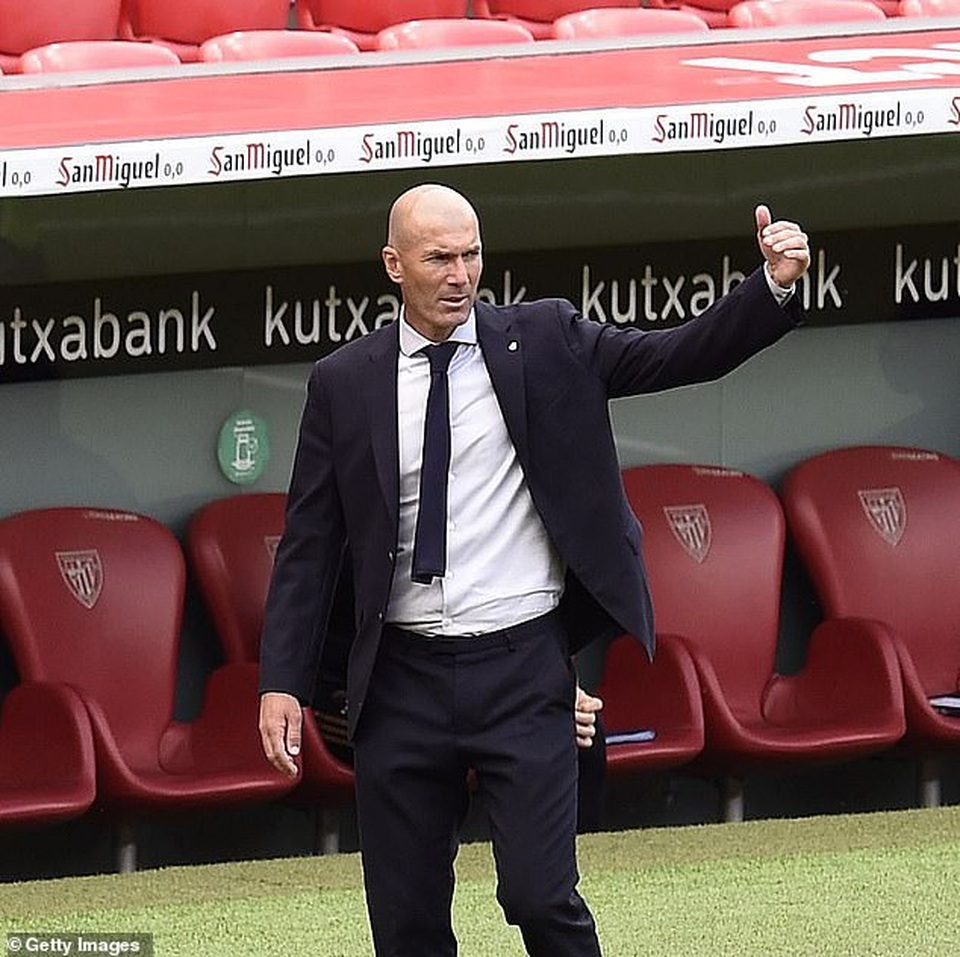 Ramos ghi bàn, Real Madrid bỏ xa Barcelona đến 7 điểm - 1 Ramos ghi bàn, Real Madrid bỏ xa Barcelona đến 7 điểm - 1