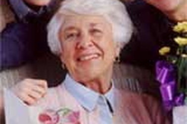 Dâu thảo chiều mẹ chồng