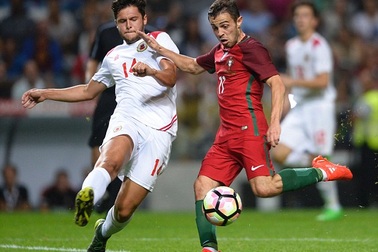 Vắng C.Ronaldo, Bồ Đào Nha vẫn dễ dàng thắng "5 sao"