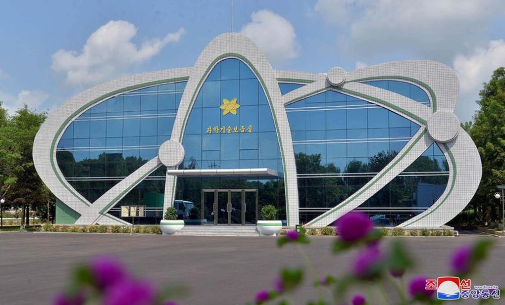 Những công trình kiến trúc độc đáo ở Triều Tiên - 9 Những công trình kiến trúc độc đáo ở Triều Tiên - 9