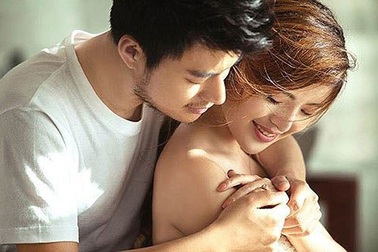 Vợ trẻ nức nở kể lý do bị trai trẻ... "bẫy tình"