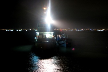 Cứu thành công 32 ngư dân Quảng Ngãi trôi dạt trên biển